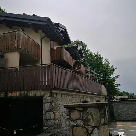 La Pineta Apartment