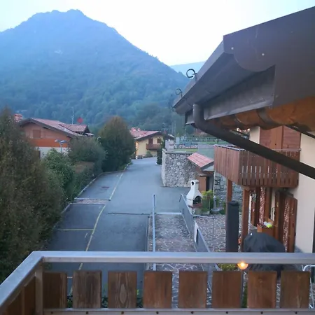 La Pineta Apartament Serina (Lombardy)